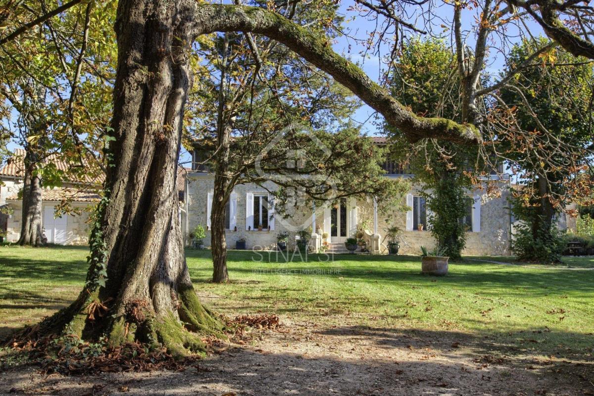 Belle demeure familiale aux portes de Bordeaux